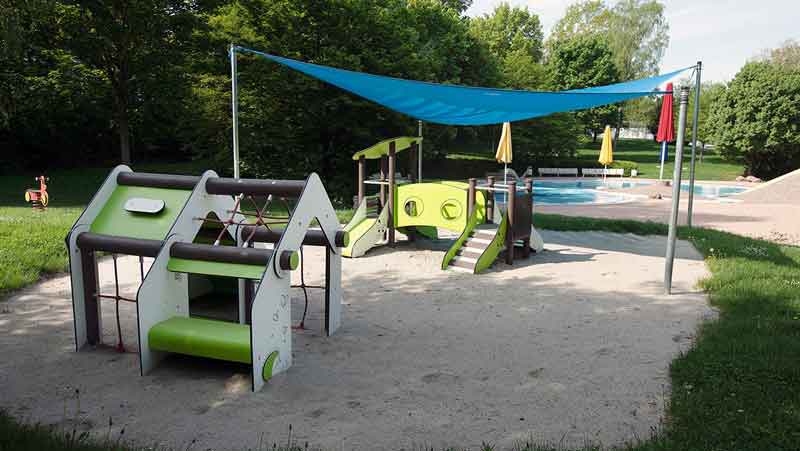 Spielplatz für die Kleinsten Freibad BB
